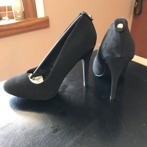 Women’s 8.5 Pumps